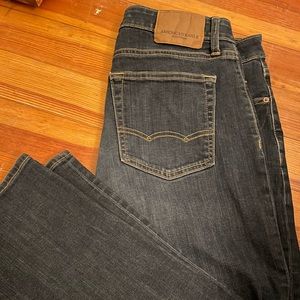 American Eagle Slim Straight Jeans